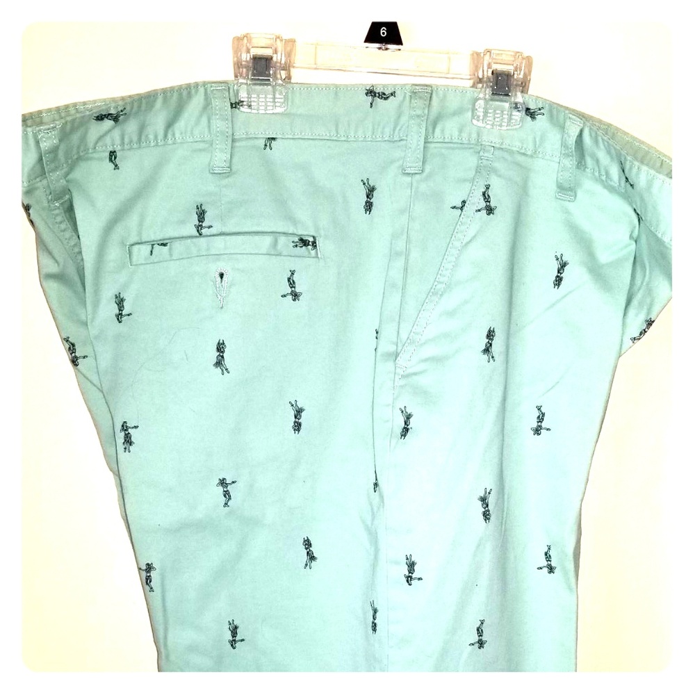 NWOT golf shorts